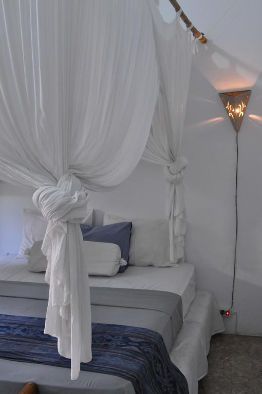 Three Little Birds Homestay Gili Trawangan Exterior foto